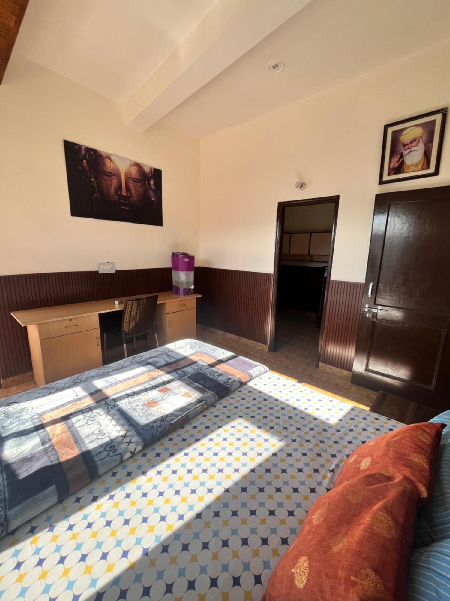 Residence Inn Homestay 심라 외부 사진